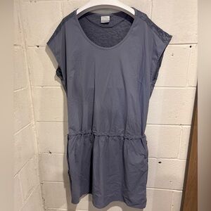 Columbia gray short sleeve dress activewear